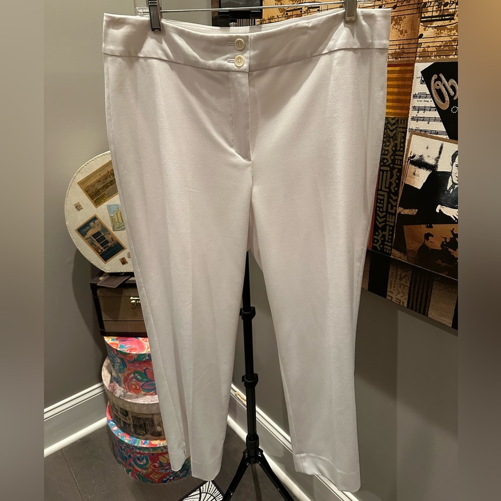 EUC Talbots Cropped White Summer Trousers